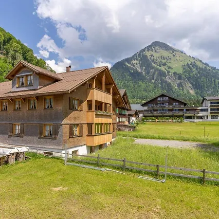 Apartmán Haus Maria-theresia Schoppernau